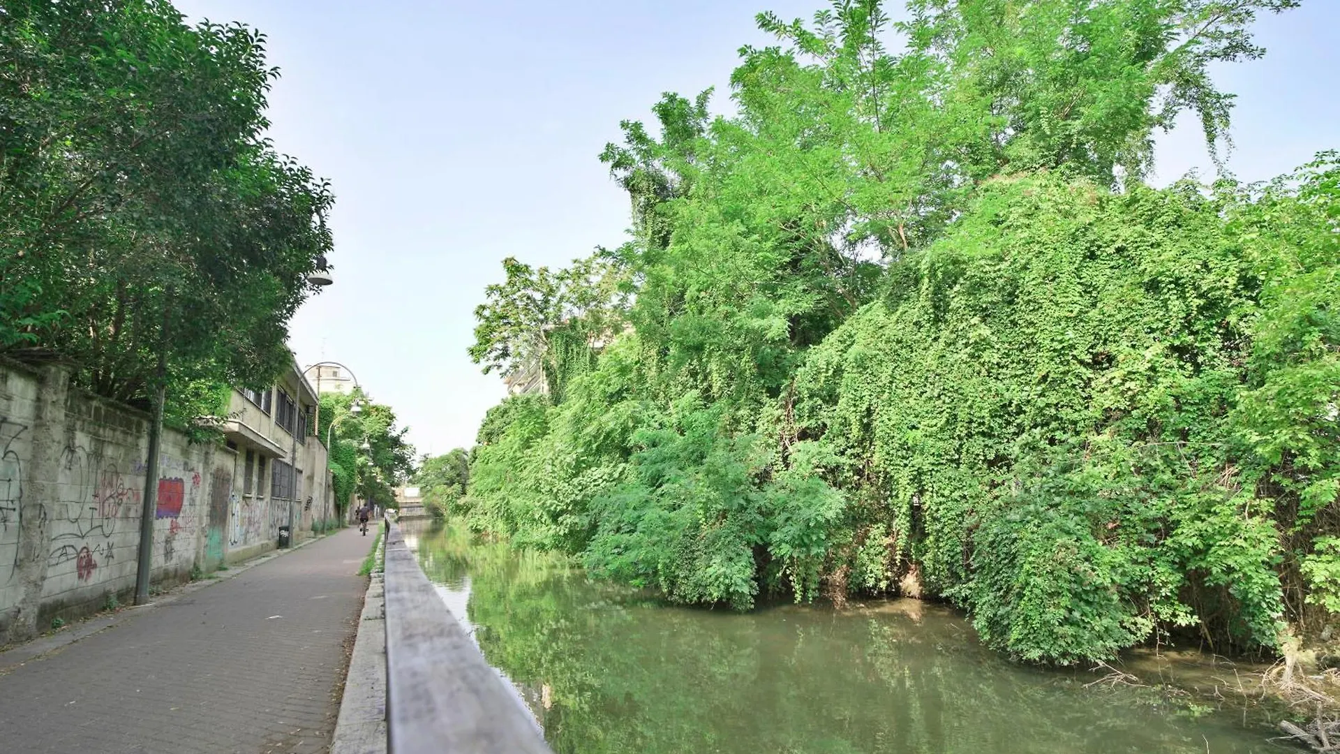 Best Way Rent - Beautiful Apartment On Naviglio Martesana Milan