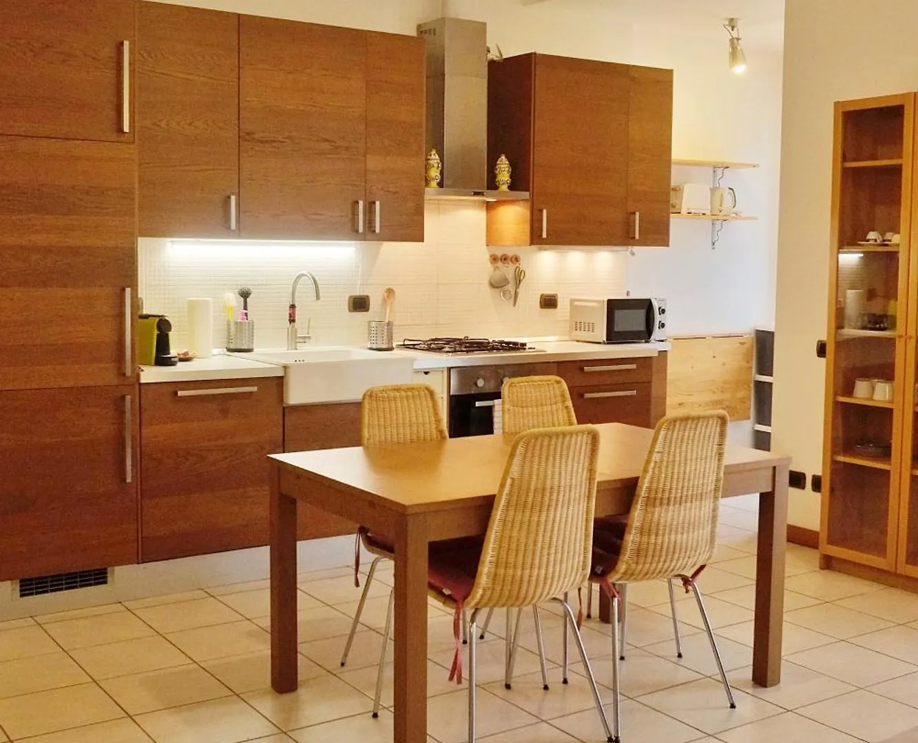 Best Way Rent - Beautiful Apartment On Naviglio Martesana Milan